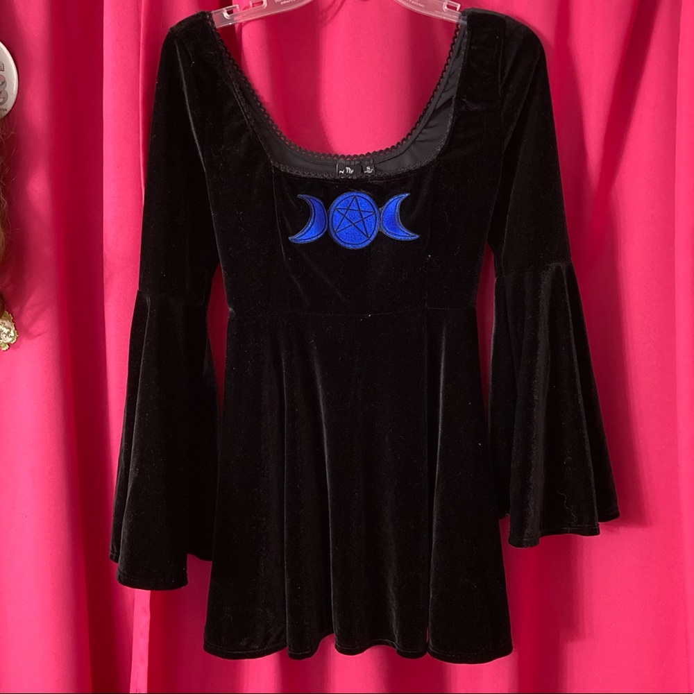NWOT The Grave Girls Dollskill Witchy Goth Velvet Dress